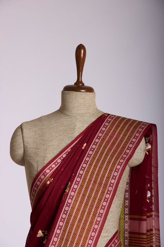 Kanchi Cotton Saree With Flower Design embroidery Work.