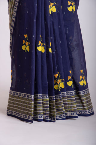 Kanchi Cotton Saree With Flower Design embroidery Work.