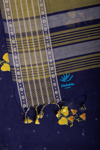 Kanchi Cotton Saree With Flower Design embroidery Work.