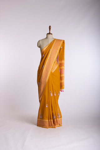 Kanchi Cotton Saree With Flower Design embroidery Work.