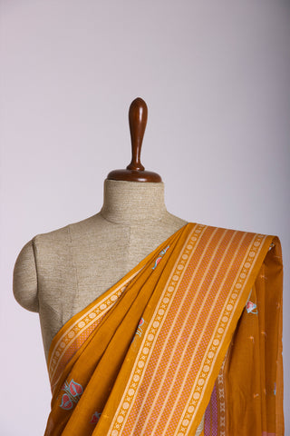 Kanchi Cotton Saree With Flower Design embroidery Work.