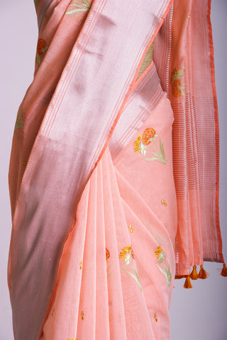 Mangalagiri silk saree with  flower design hand embroidered.