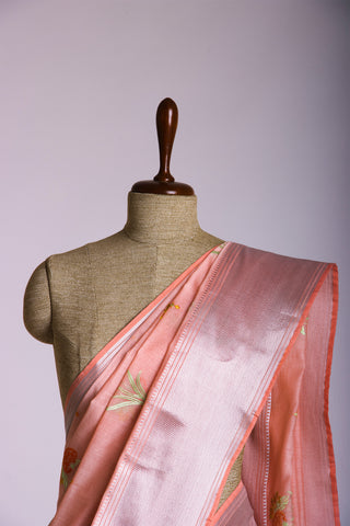 Mangalagiri silk saree with  flower design hand embroidered.