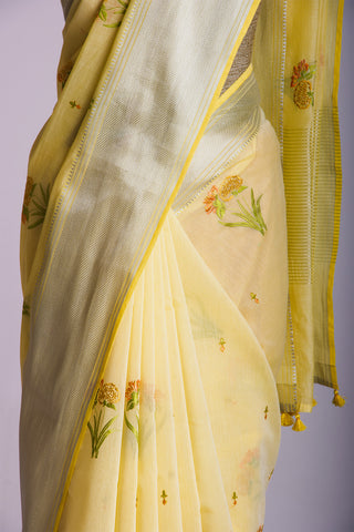 Mangalagiri silk saree with  flower design hand embroidered.