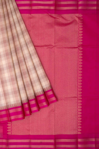 Kuppadam Saree - Silver Border Texture