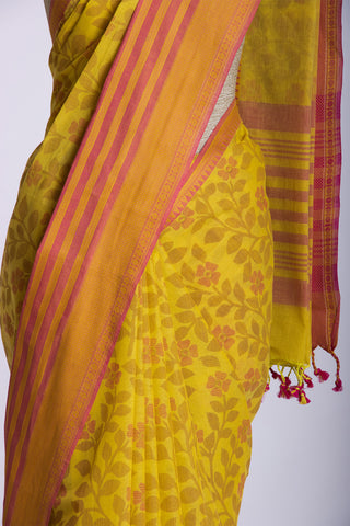 Chettinadu cotton saree in Brick Pink with Floral  handprint