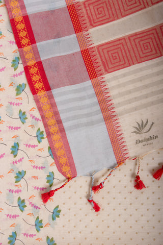 Kanchi cotton saree in floral print with texture