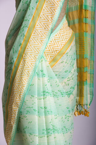 Kanchi cotton print saree in fish print with stripes