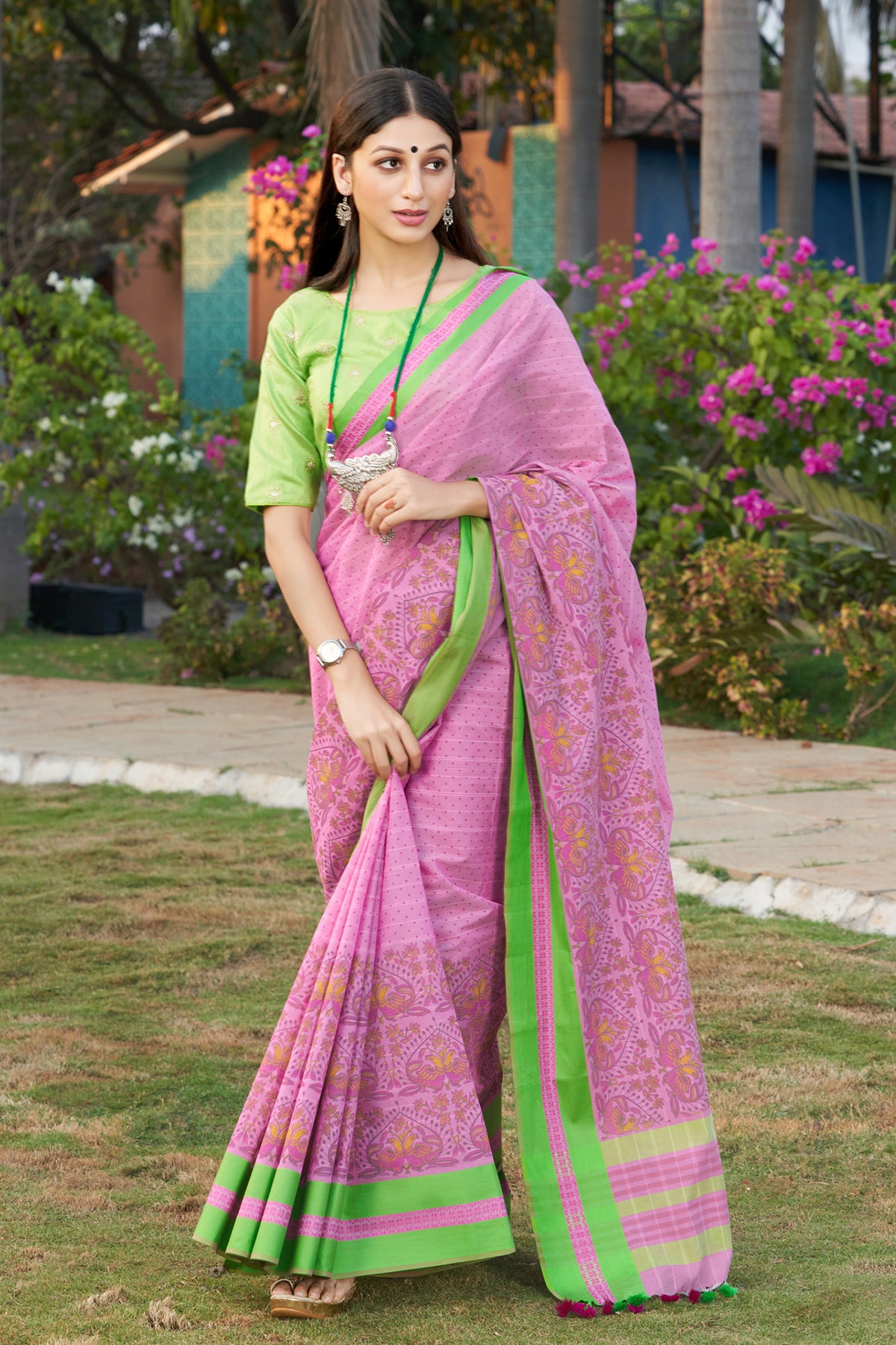 Kanchi cotton saree in floral print with texture-2