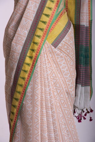 Kanchi cotton saree in floral print with texture