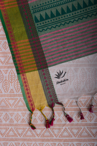 Kanchi cotton saree in floral print with texture