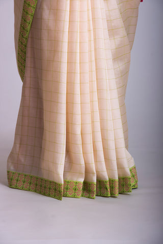 Mangalagiri Silk Sarees With All Over Checks And Printed Border.