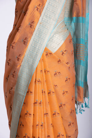 Mangalagiri silk in deers print with texture