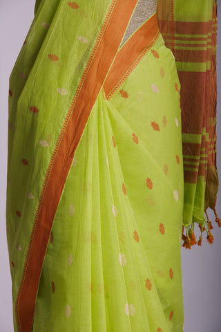 Venkatagiri Cotton Saree In Grey Olive green With Motif Print