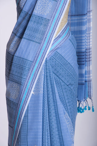 Venkatagiri Cotton Saree In Peacock Print With Stripes Texture.