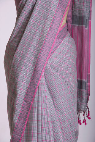 Alikam Khadi Cotton Saree With Small Checks