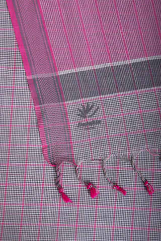 Alikam Khadi Cotton Saree With Small Checks