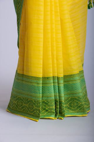 Chirala Cotton saree with weave border In Green With Sky blue Slub Texture.