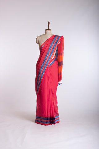 Chettinadu Cotton Saree In Ruby With Contrast Thread Border.