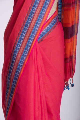 Chettinadu Cotton Saree In Ruby With Contrast Thread Border.