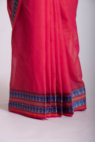 Chettinadu Cotton Saree In Ruby With Contrast Thread Border.