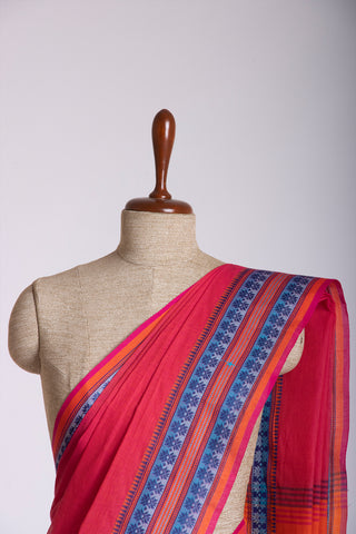 Chettinadu Cotton Saree In Ruby With Contrast Thread Border.