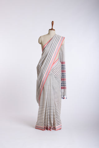 Kanchi cotton saree with lines print with texture