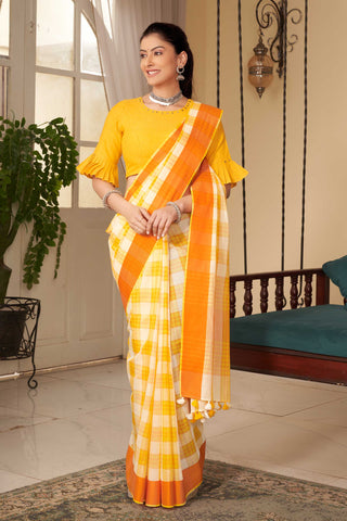 Kanchi Cotton Checks Printed Saree With Texture.