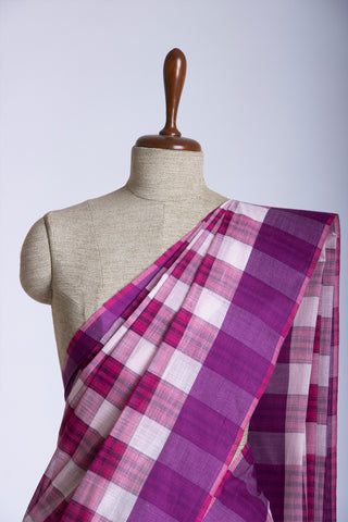 Kanchi Cotton Checks Printed Saree With Texture.