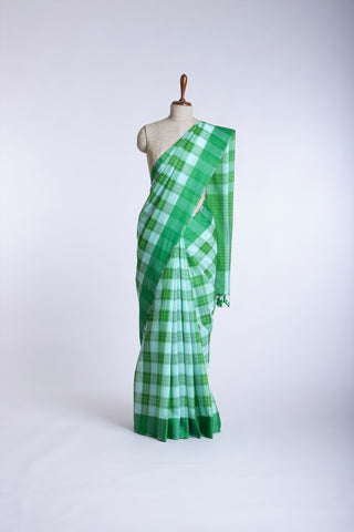 Kanchi Cotton Checks Printed Saree With Texture.