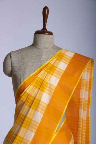 Kanchi Cotton Checks Printed Saree With Texture.