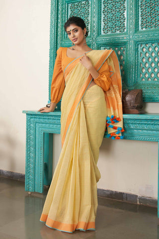 Kanchi Cotton Checks Printed Saree With Texture.