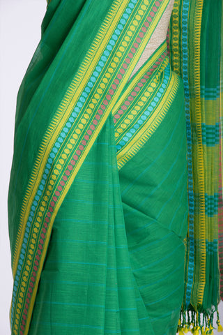 Kanchi Cotton Weaving Border Saree With Stripes Print.