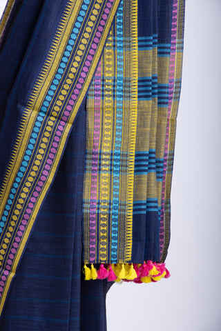 Kanchi Cotton Weaving Border Saree With Stripes Print.