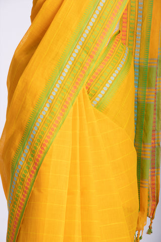 Kanchi Cotton Weaving Border Saree With Stripes Print.