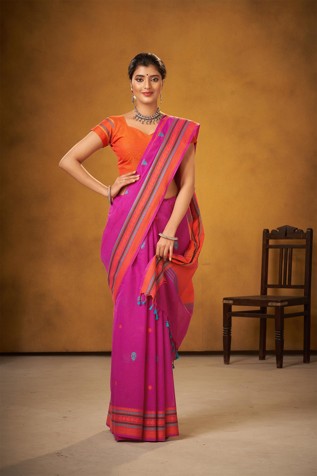 Pink Color Uppada Cotton Butta Weaving Saree