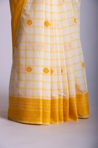 Venkatagiri cotton saree with allover checks and butties