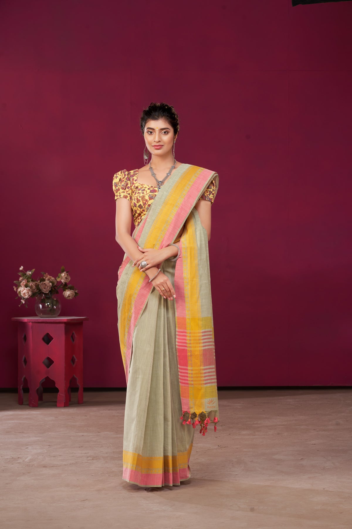 Cloud Grey with white slub effect Mangalagiri cotton saree